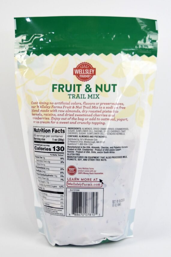 Wellsley Farms Fruit & Nut Trail Mix, 22 oz.