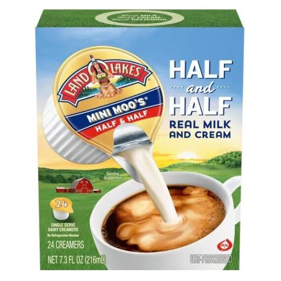 Land O Lakes Mini Moo's Half and Half, Single Serve Dairy Creamers 24 creamers [7.3 fl oz (216 ml)