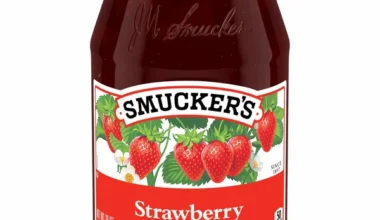 Smuckers Strawberry Preserves Jar 18oz